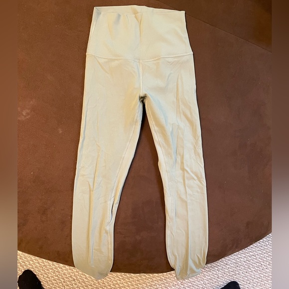 LuluLemon Align Leggings - Picture 1 of 2